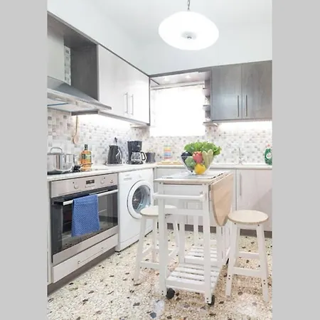 Spacious And Luxurious Center By Mps Apartment Athens