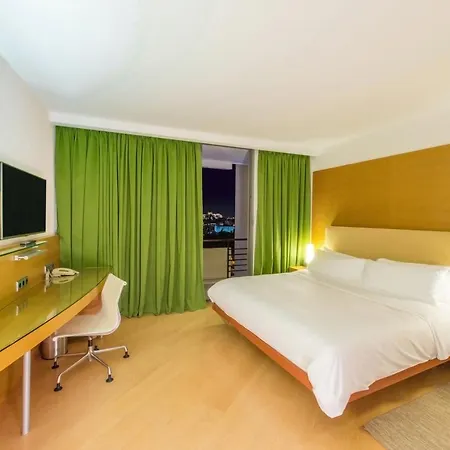 Hilton Hotel