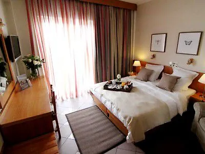 Achillion Szálloda 3*