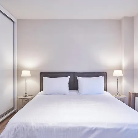 Charitos Iχ, Chic N Modern 2bd *