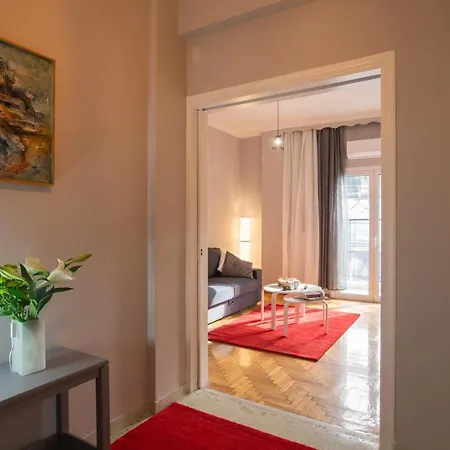 Cozy In Koukaki Apartment *