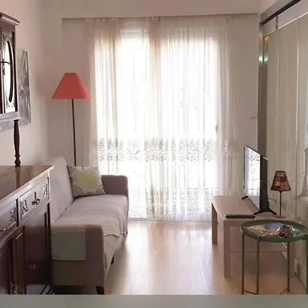Ground Floor With Rooftop And Stunning View Apartment *