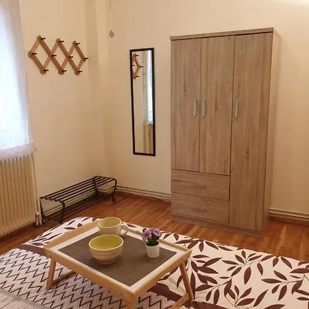 Apartment Myrtle, Center Renovated