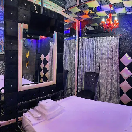Lida (adults Only) 아테네