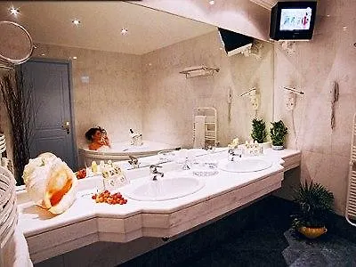 Atrium Hotel&jacuzzi Athen