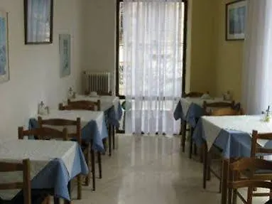 Nefeli 2* Atina