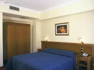 Ava And Hotel Atena