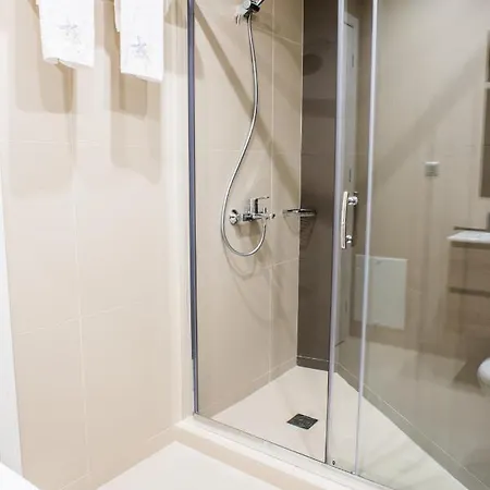Apartment α26 Pristine & Modern Flat Near Monastiraki Square In