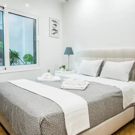 α26 Pristine & Modern Flat Near Monastiraki Square In Athens