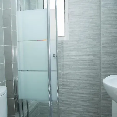 Cozy Renovated Flat In Koukaki *