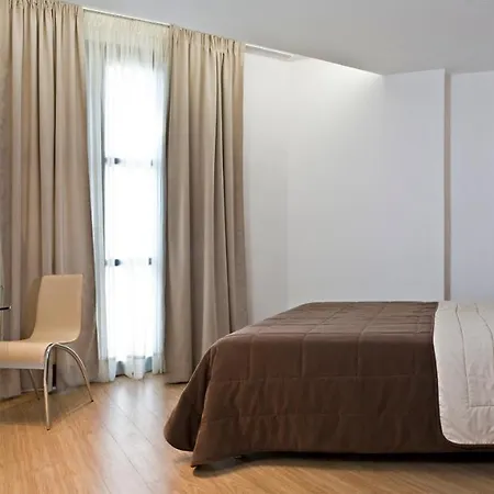 Chic 3* Atenas