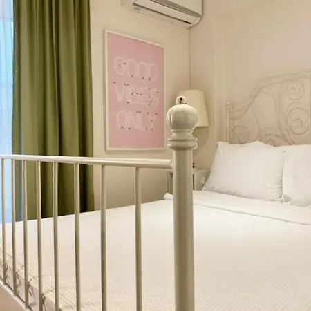 Apartment Seaside Comfy Apartment/ Palaio Faliro