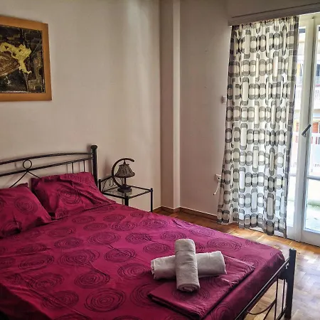 Two Bedroom In The Centre Of Appartamento