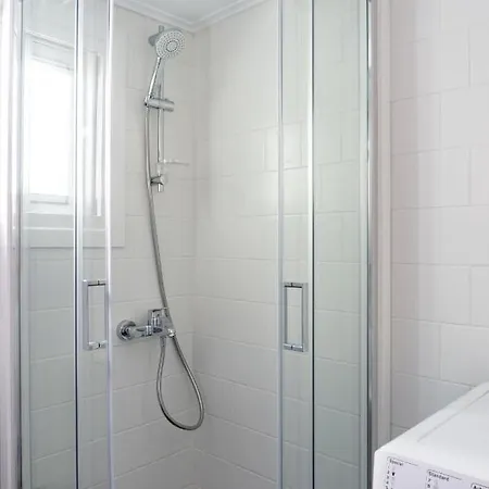 Apartment Plaka *