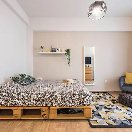 Koukaki Stylish Apartment Athens