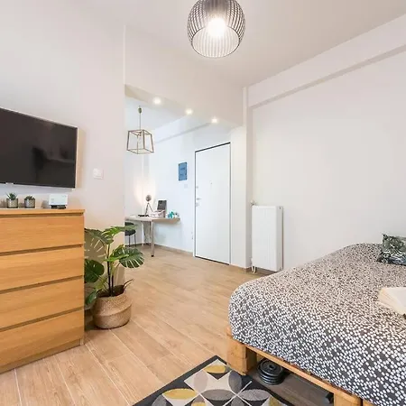 Koukaki Stylish Apartment *