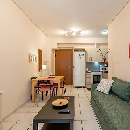 Διαμέρισμα Flat In Excellent Location With Private Parking