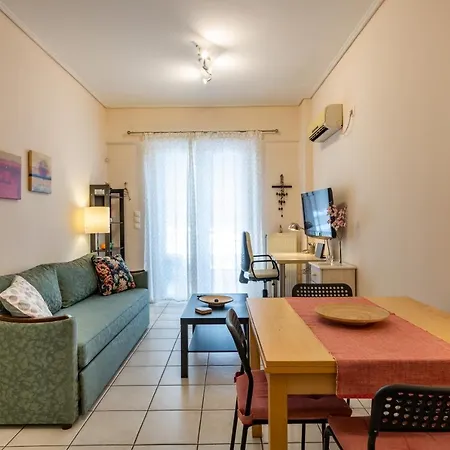 Διαμέρισμα Flat In Excellent Location With Private Parking *