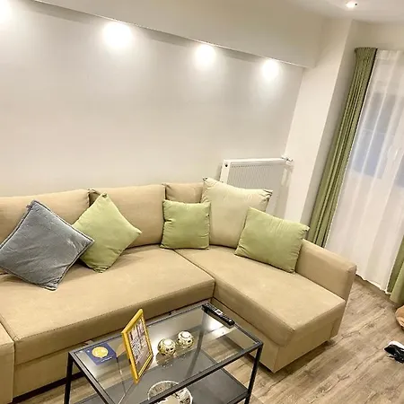 Seaside Comfy Apartment/ Palaio Faliro *