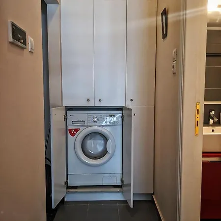 Appartamento Two Bedroom In The Centre Of *