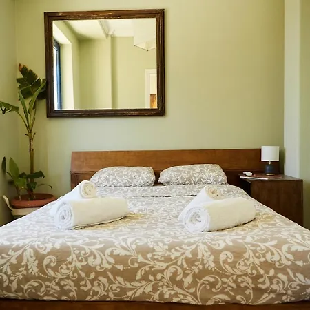 Apartment Mosaics Aprtm In The Historical Centre With Acropolis View Athens