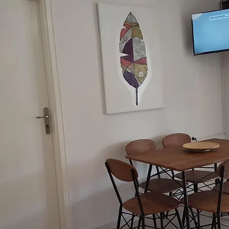 Sky - Center, 5 Bd, 4 Bath Apartamento