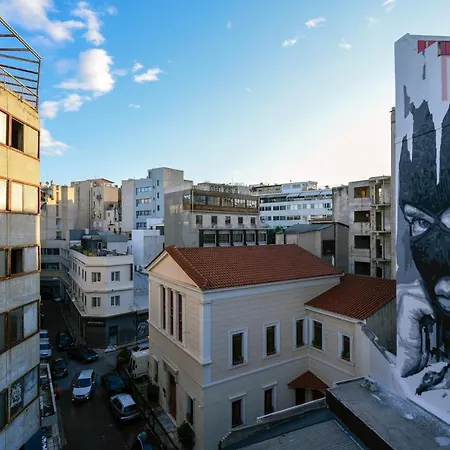 Athenian Sensations And In The Heart Of Apartment *