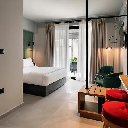 Hotel Bob W Akadimia