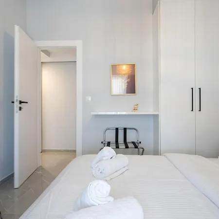 Apartment Trojan Affair Athens