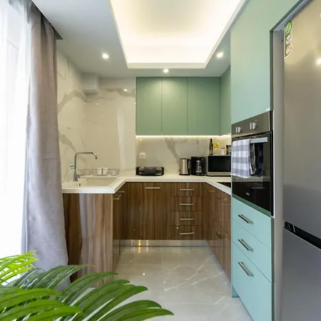 Trojan Affair Apartment *
