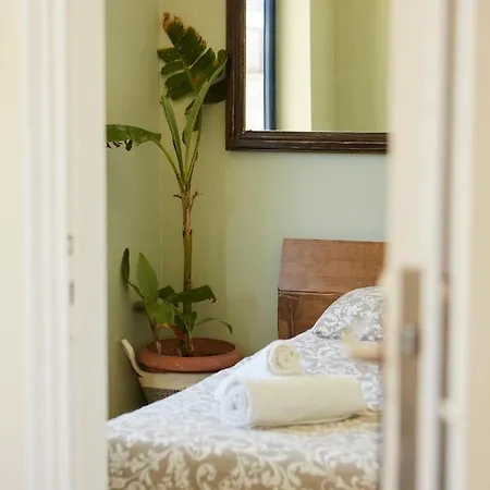 Mosaics Aprtm In The Historical Centre With Acropolis View Apartment Athens