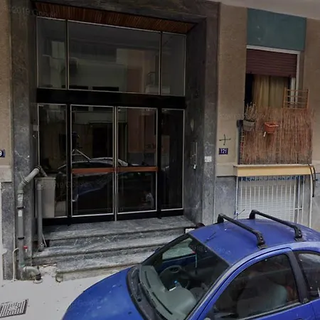 Lomvardou-stylish Flat Next To Ampelokipi Metro St