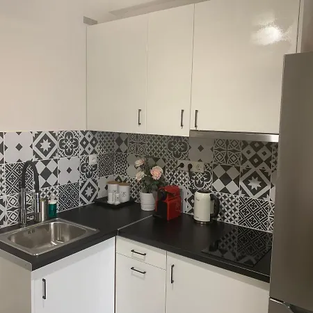 Ermou Central Suites