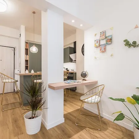 Apartment Chic And Comfort In