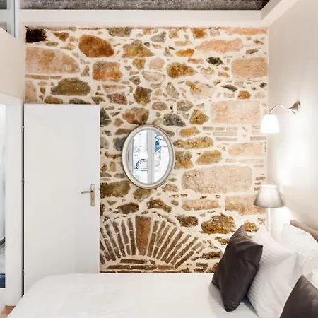 Luxurious Art Apartment *
