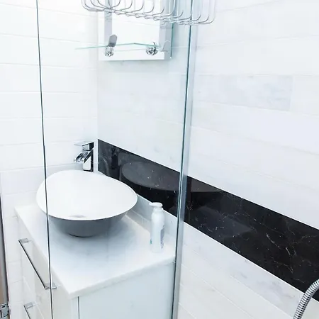 Gorgeous Penthouse With Private Jacuzzi And Amazing View! Appartement Athènes