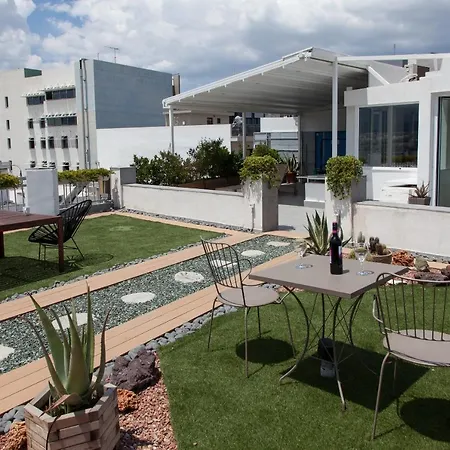 Gorgeous Penthouse With Private Jacuzzi And Amazing View! * Athènes