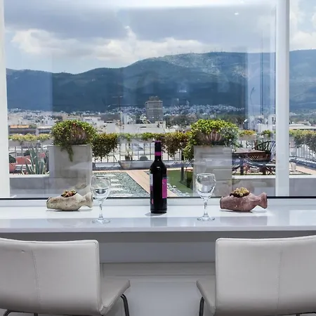 Gorgeous Penthouse With Private Jacuzzi And Amazing View! Athènes