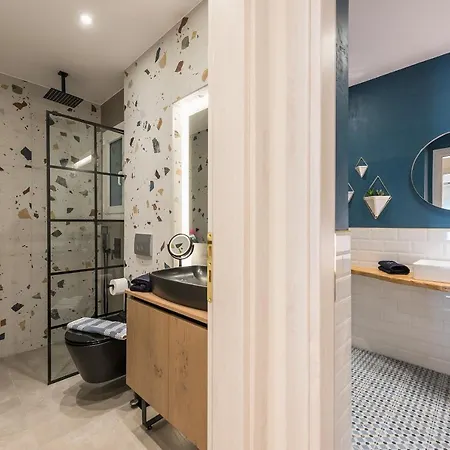 Chic And Comfort In Athens