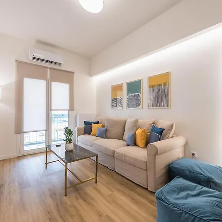 Chic And Comfort In * Athens
