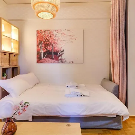 Spacious Flat☆3min To Metro☆ac|netflix|pc Athens