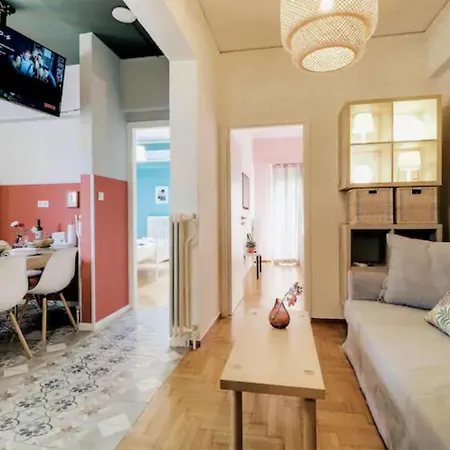Spacious Flat☆3min To Metro☆ac|netflix|pc