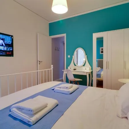 Spacious Flat☆3min To Metro☆ac|netflix|pc Apartment