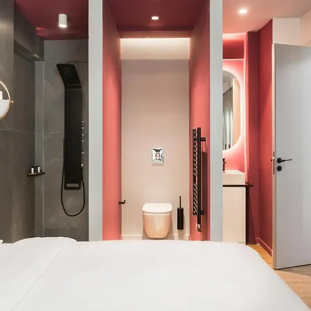 Aparthotel Lux&easy Downtown 4*
