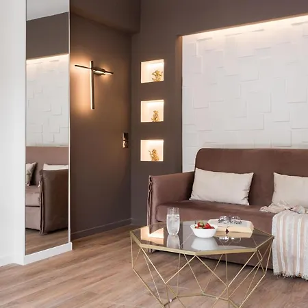 Aparthotel Lux&easy Downtown 4*