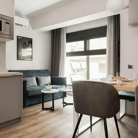 Lux&easy Downtown 4*