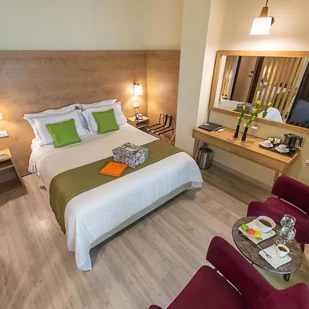 Polis Grand 4*