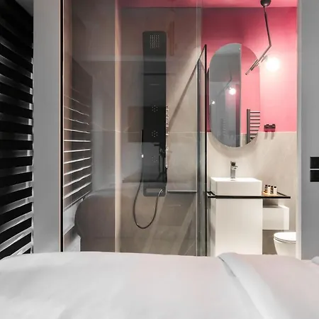 Lux&easy Downtown 4* Athen