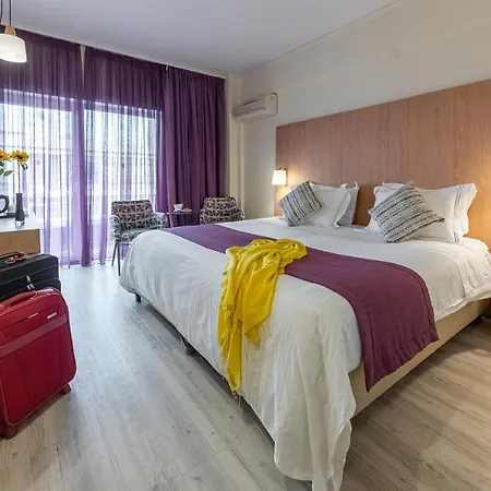Polis Grand 4* Athen