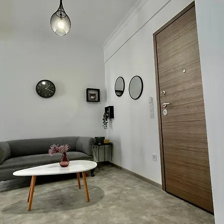 Gorgeous Renovated Apt. Close To Metro And Cultural Sites! Atény